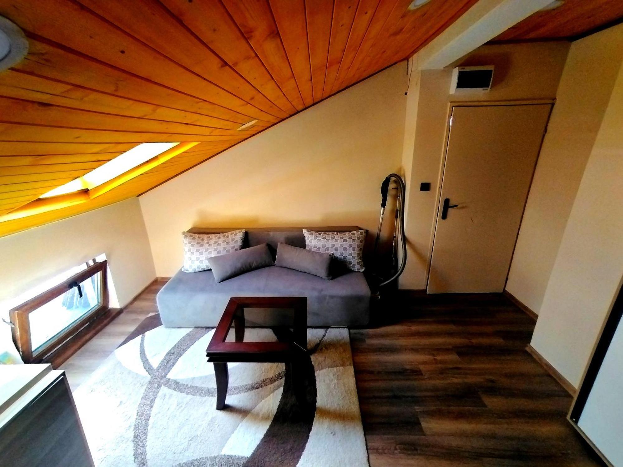 Low Budget Apartment With Breakfast Varna Exterior foto